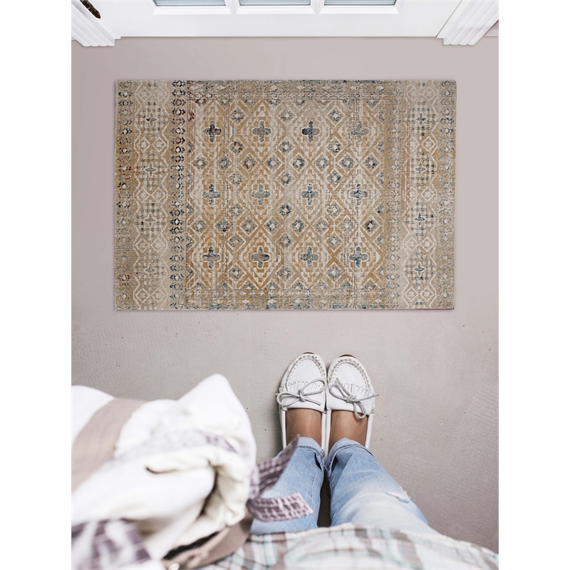 Bowery Hill Modern Leopold Polyester 2'x3' Accent Rug in Tan