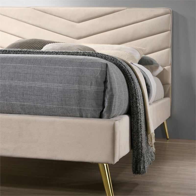 Bowery Hill Modern Fabric Upholstered Headboard Full Bed in Beige