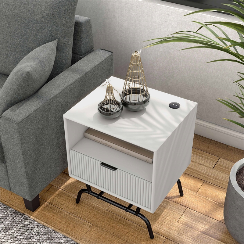Bowery Hill Wood Storage End Table with USB Port in White Pure