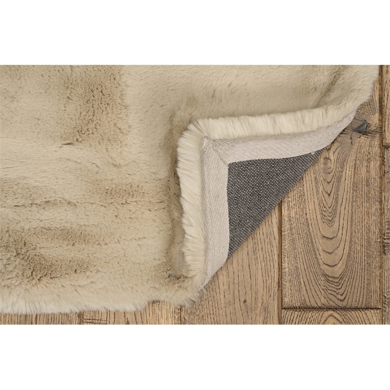 Bowery Hill Faux Rabbit Polyester 5'x7' Area Rug in Pale Gray