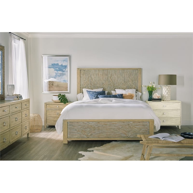 Bowery Hill Modern / Contemporary Bedroom King Panel Bed in Natural Wood