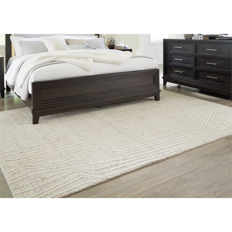 Bowery Hill Modern / Contemporary Gray & Ivory Finish 8x10 Rug