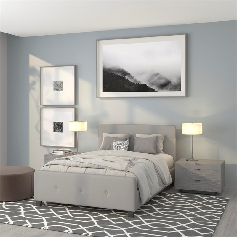 Bowery Hill Contemporary Tufted Full Platform Bed in Light Gray