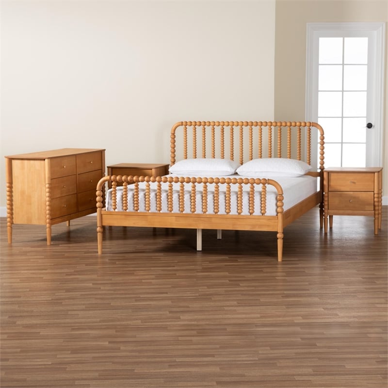 Bowery Hill Modern Oak Brown Queen Size 4-Piece Bobbin Bedroom Set