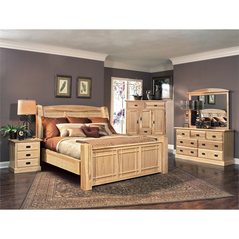 Bowery Hill Contemporary Solid Wood King Arch Panel Bed in Natural