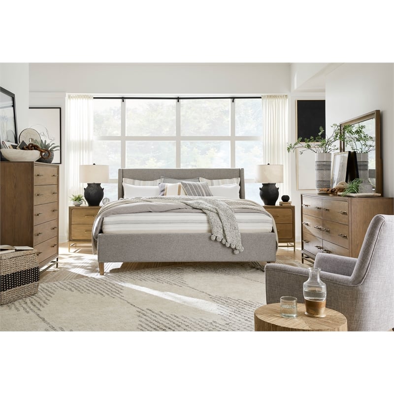 Bowery Hill Traditional Wood Queen Grey Upholstered Island Bed
