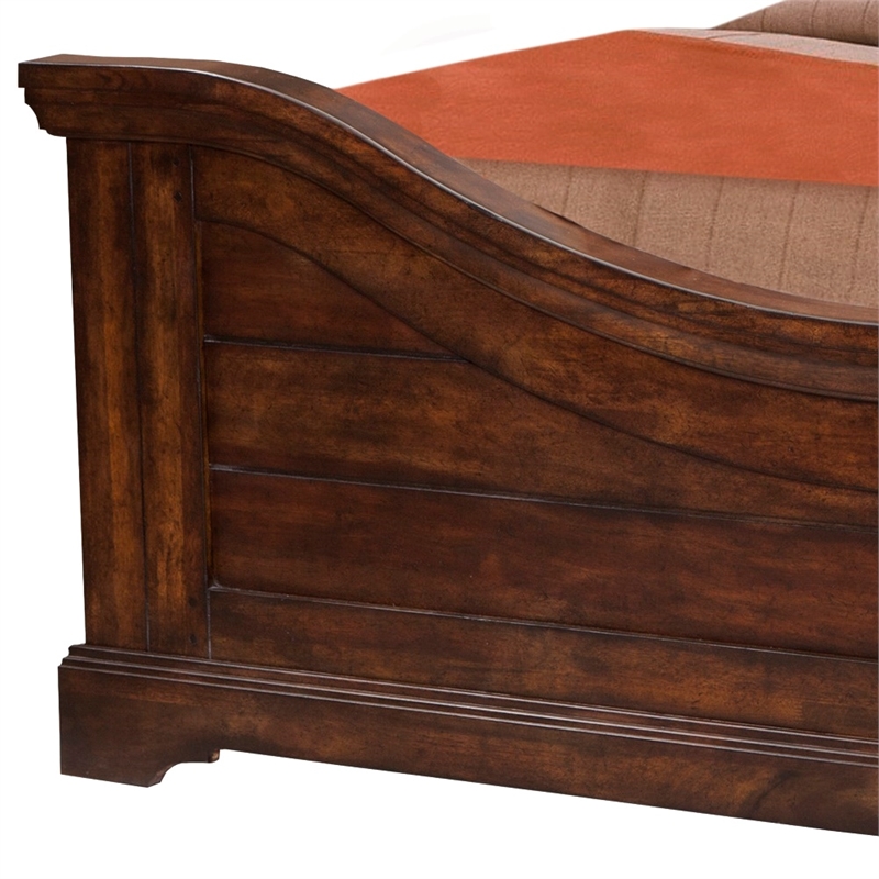 Bowery Hill Transitional Tobacco Finished Wood Queen Panel Bed