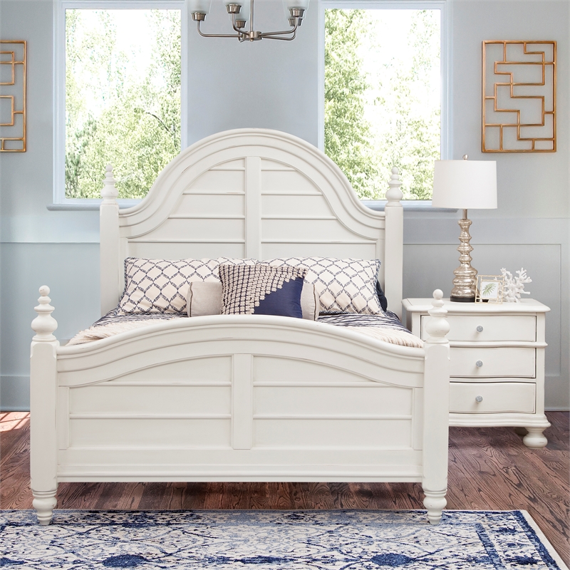 Bowery Hill Modern Farmhouse Dove White Finish King Wood Panel Bed