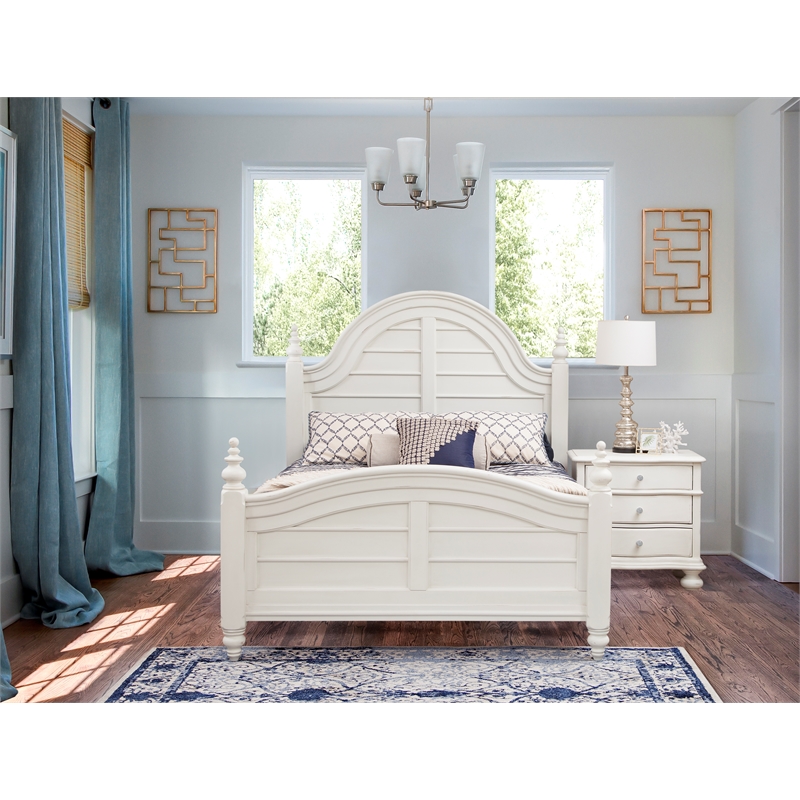 Bowery Hill Modern Farmhouse Dove White Finish King Wood Panel Bed