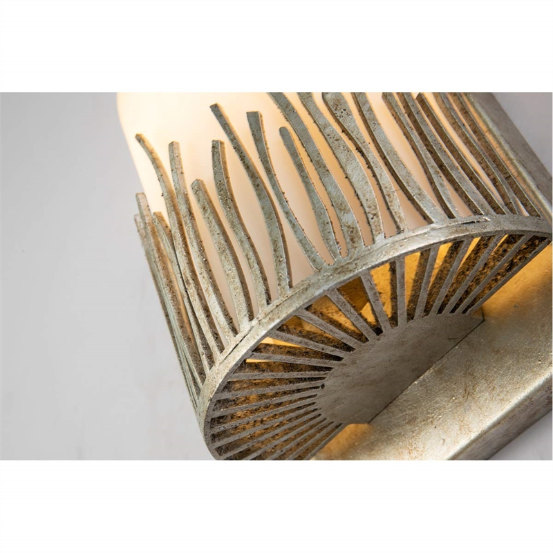 Bowery Hill Transitional 1-light Metal Bath Vanity Light in Silver Leaf