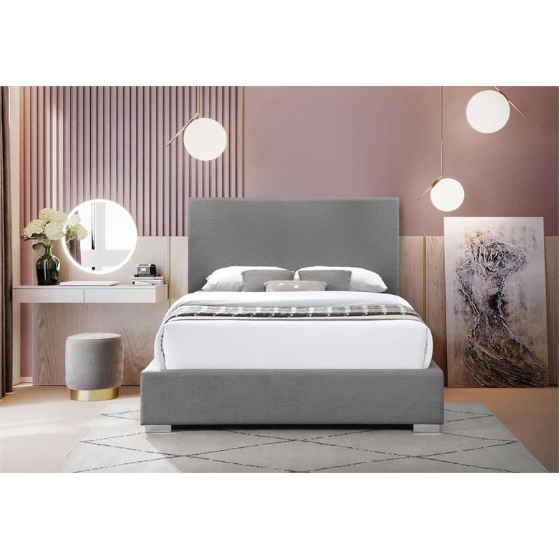 Bowery Hill Contemporary Grey Linen Textured Fabric Full Bed