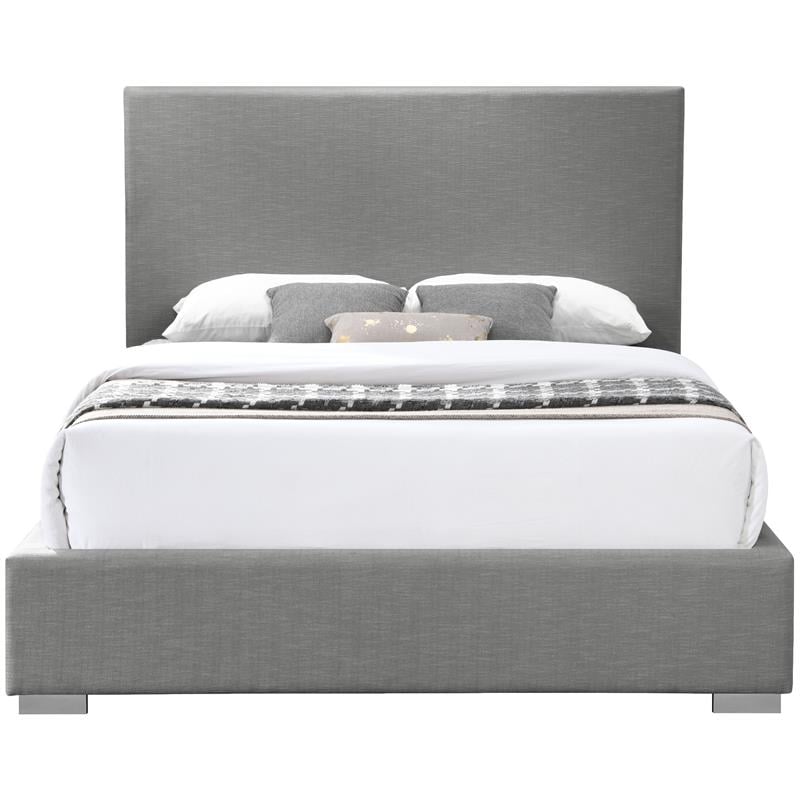 Bowery Hill Contemporary Grey Linen Textured Fabric King Bed