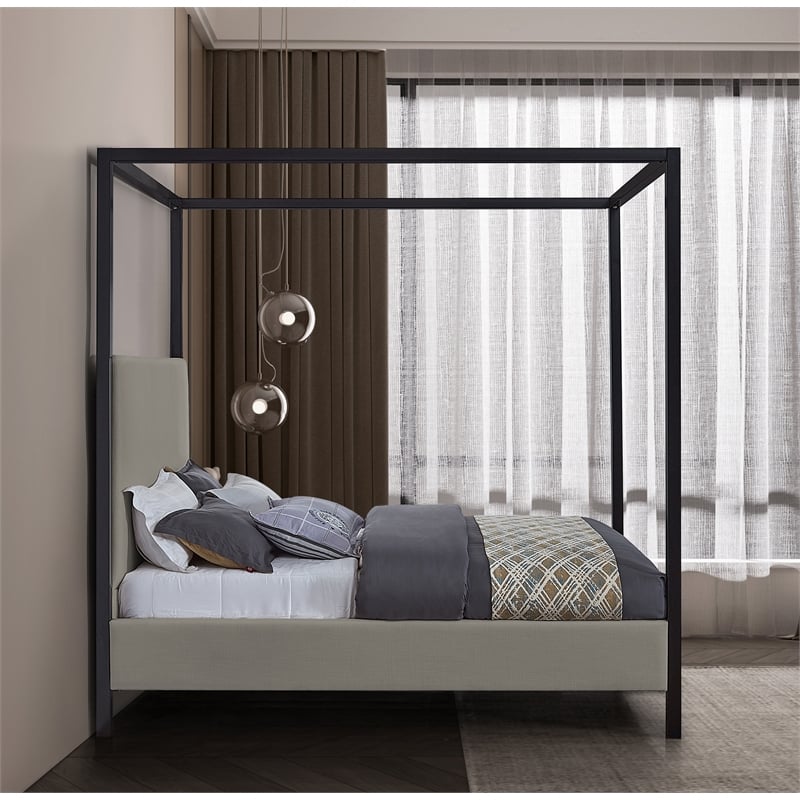 Bowery Hill Contemporary Linen Textured Fabric Upholstered Full Bed in Gray