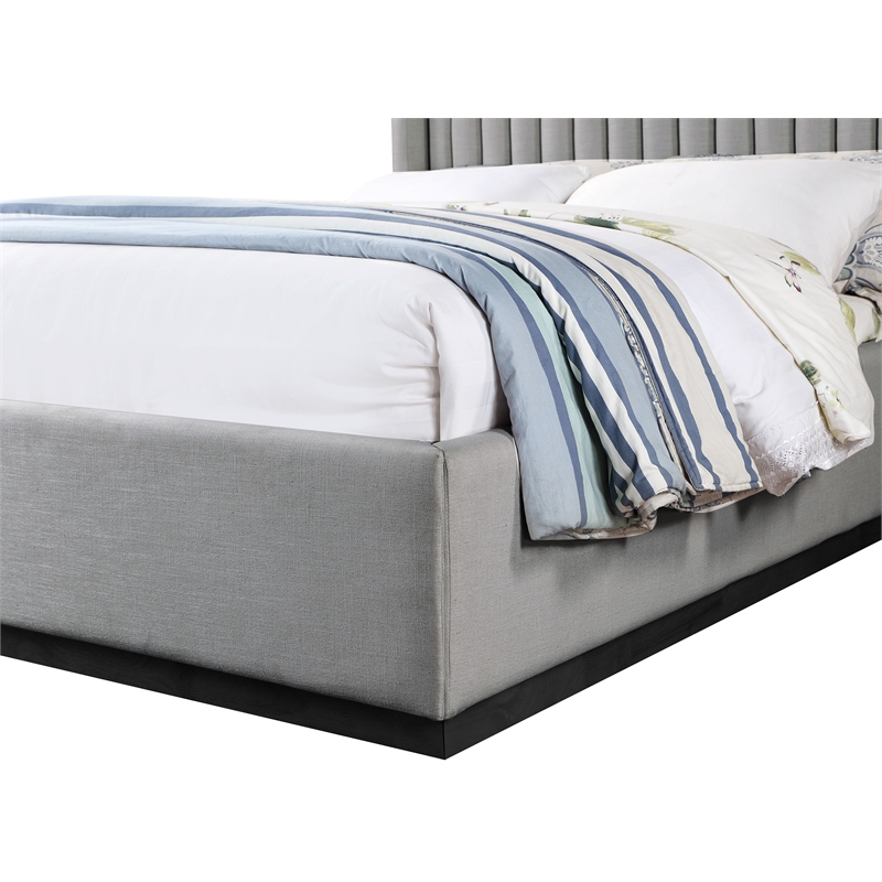 Bowery Hill Contemporary Grey Linen Textured Fabric Full Bed