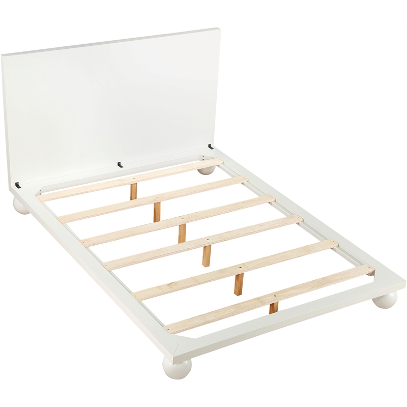 Bowery Hill Modern / Contemporary Solid Ash Wood Cream King Bed