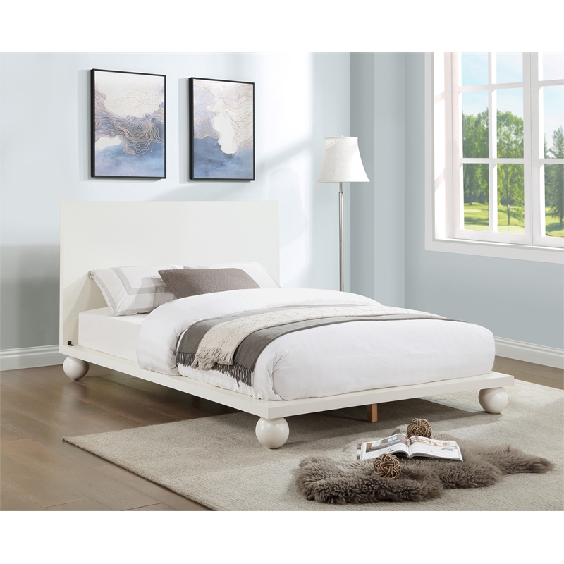Bowery Hill Modern / Contemporary Solid Ash Wood Cream Queen Bed