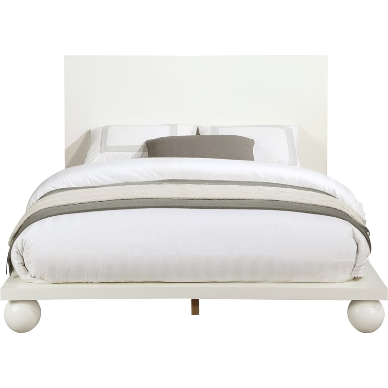 Bowery Hill Modern / Contemporary Solid Ash Wood Cream Queen Bed