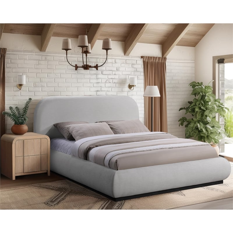 Bowery Hill Contemporary Grey Chenille Durable Fabric Full Bed