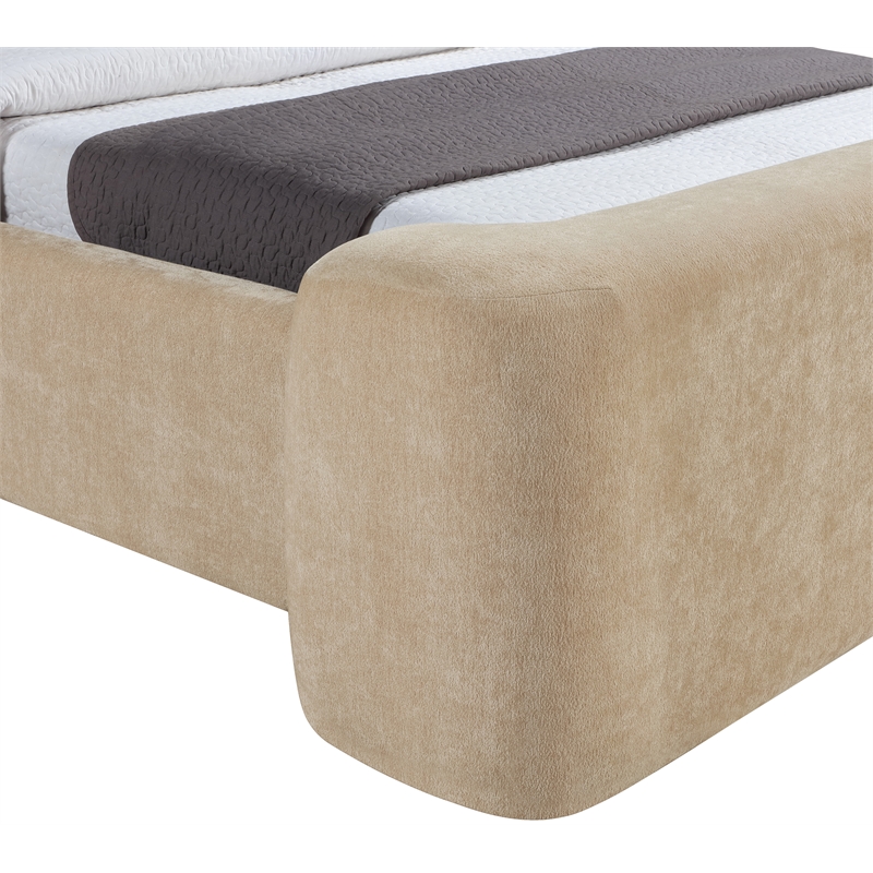 Bowery Hill Contemporary Beige Chenille Fabric Upholstered Full Bed