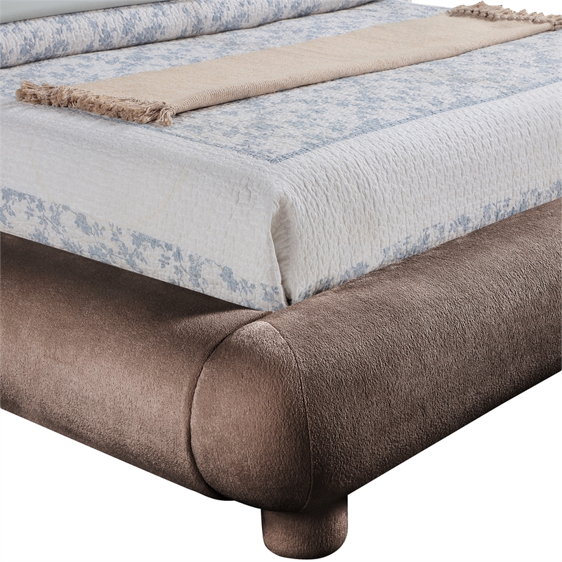 Bowery Hill Contemporary Brown Chenille Fabric Upholstered Full Bed