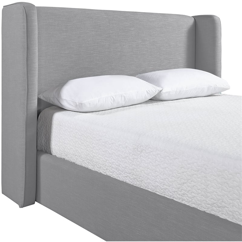 Bowery Hill Contemporary Grey Linen Textured Fabric Upholstered Full Bed