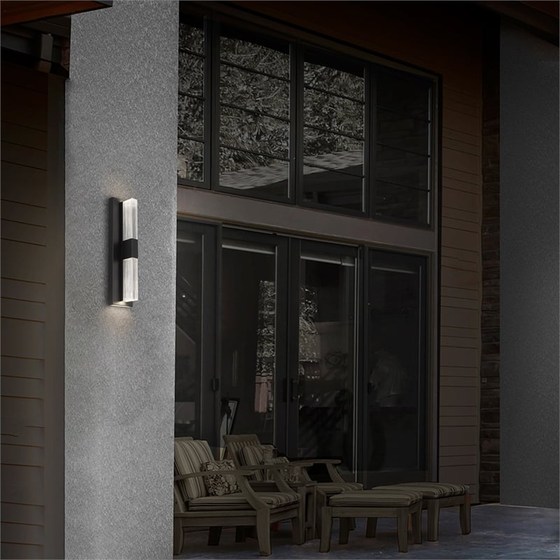 Bowery Hill Modern 18-inch Aluminum and Acrylic LED Outdoor Wall Light