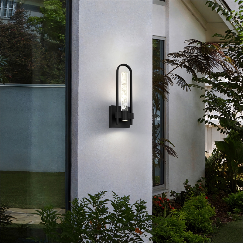 Bowery Hill Modern Aluminum Black 18-inch LED Outdoor Wall Light
