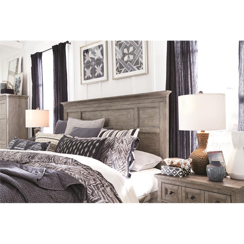 Bowery Hill Queen Panel Bed with Regular Rails in Dovetail Gray