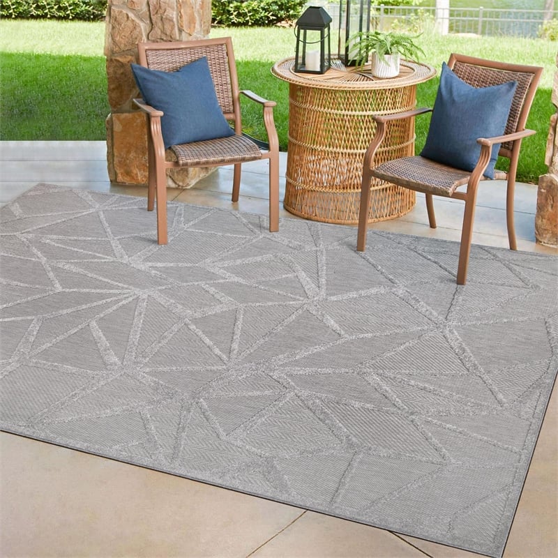 Bowery Hill Geometric Indoor Outdoor Area Rug 7'10