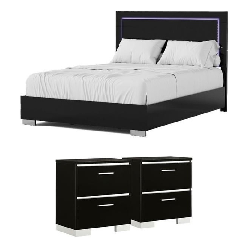 Bowery Hill Bedroom Set with 2 Nightstands and Queen Bed in Black