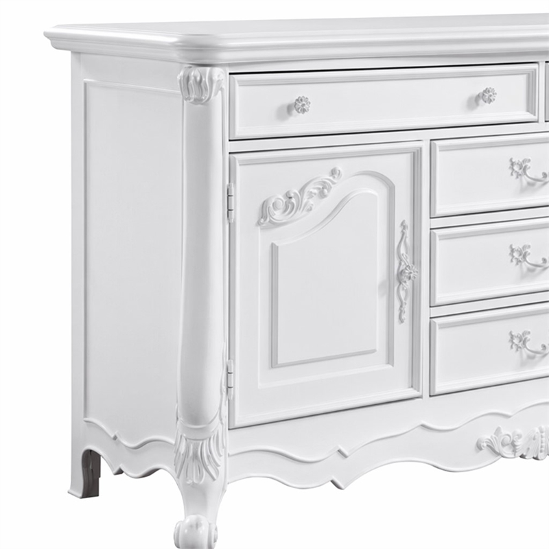 Bowery Hill 5-Drawer Rectangular Wood Dresser in Pure White