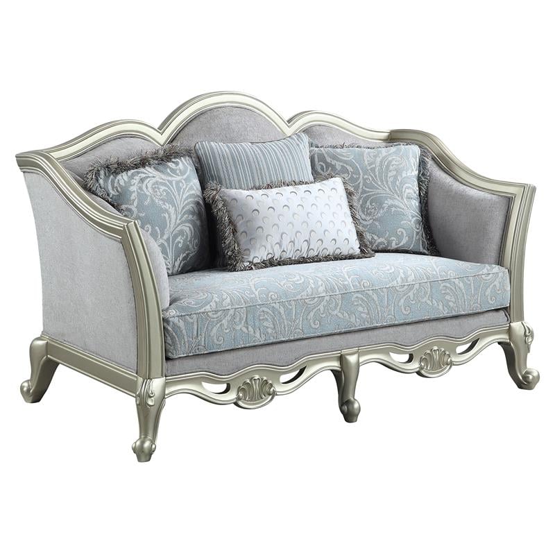 Bowery Hill Loveseat with 4 Pillows in Light Gray Fabric and Champagne