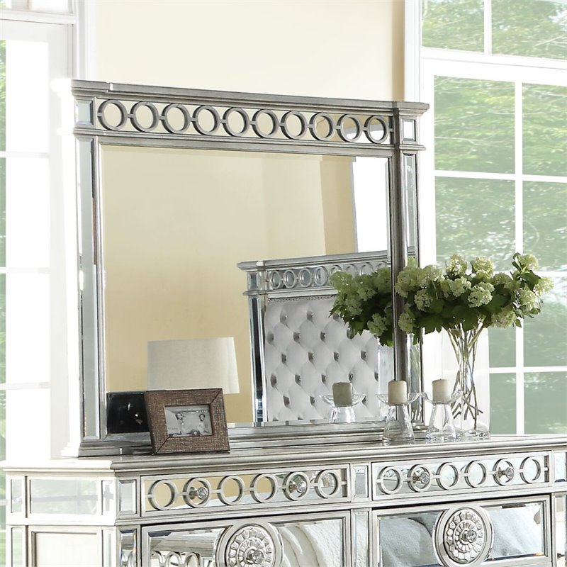 Bowery Hill Rectangular Wooden Wall Mirror in Mirrored Finish