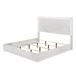 Bowery Hill Eastern King Bed with LED in White and Silver High Gloss