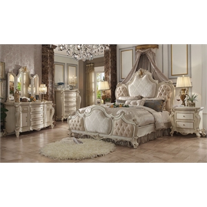 Bowery Hill Queen Bed with Tufted Upholstery in Antique Pearl Finish