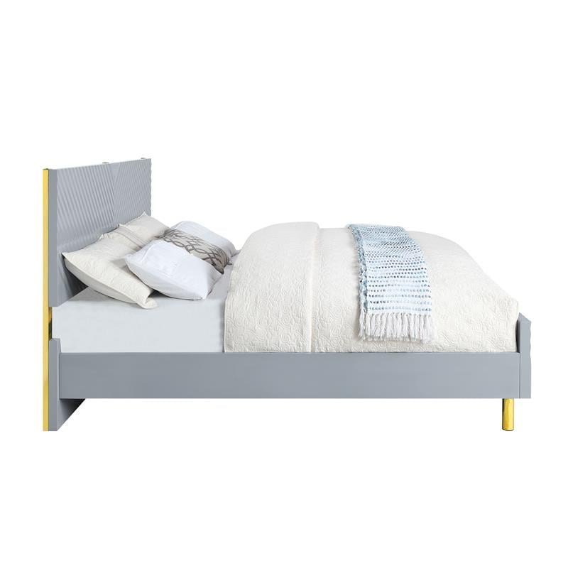 Bowery Hill Queen Bed in Gray High Gloss Finish with Metal Legs