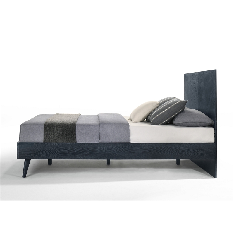 Bowery Hill King Platform Bed in Ash Veneer with Crown Cut Pattern in Gray