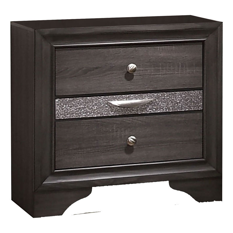 Bowery Hill 4 Pc Queen Bedroom Set with Silver Accent Knobs in Gray