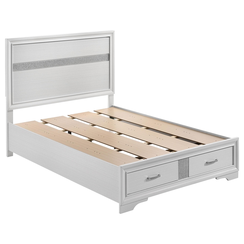 Bowery Hill 4 Pc Full Bedroom Set with Storage Footboard in White Stripes