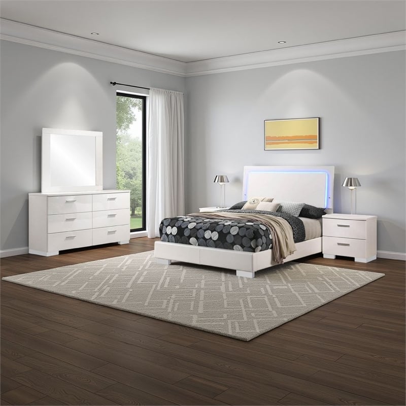 Bowery Hill 4 Pc Full Bedroom Set White with LED Upholstered Headboard