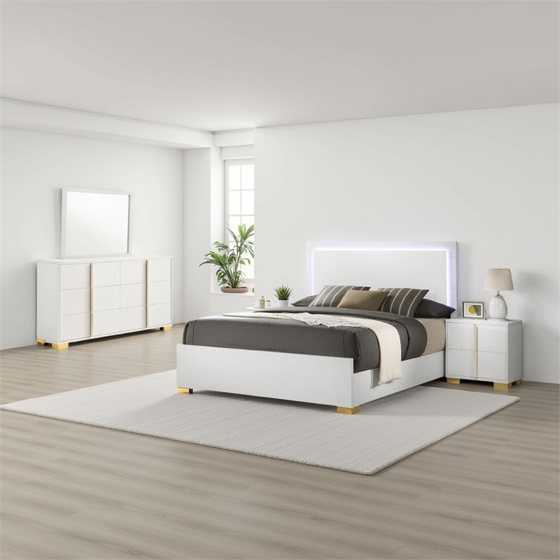 Bowery Hill 4 Pc Full Bedroom Set with White Gold Accents and LED Headboard