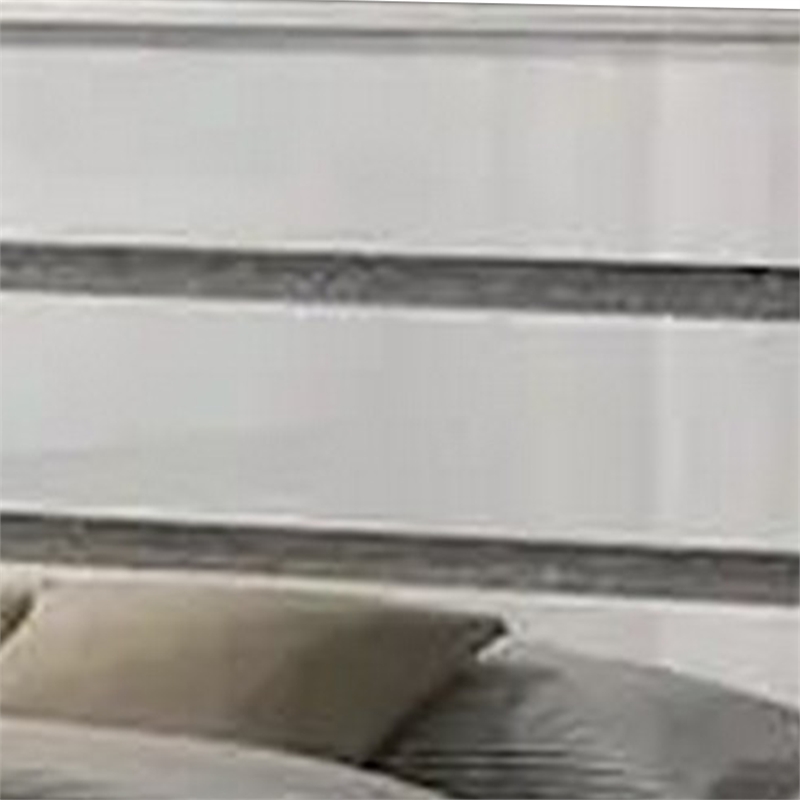 Bowery Hill Queen Bed LED Crystal Accents Modern Design in Glossy White