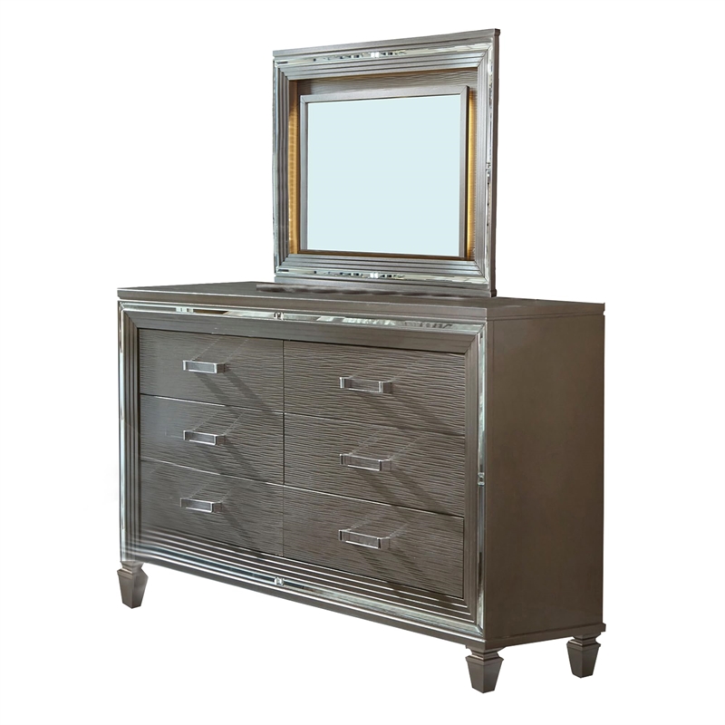 Bowery Hill 4 Piece Queen Bedroom LED Headboard Mirrored Trim in Silver