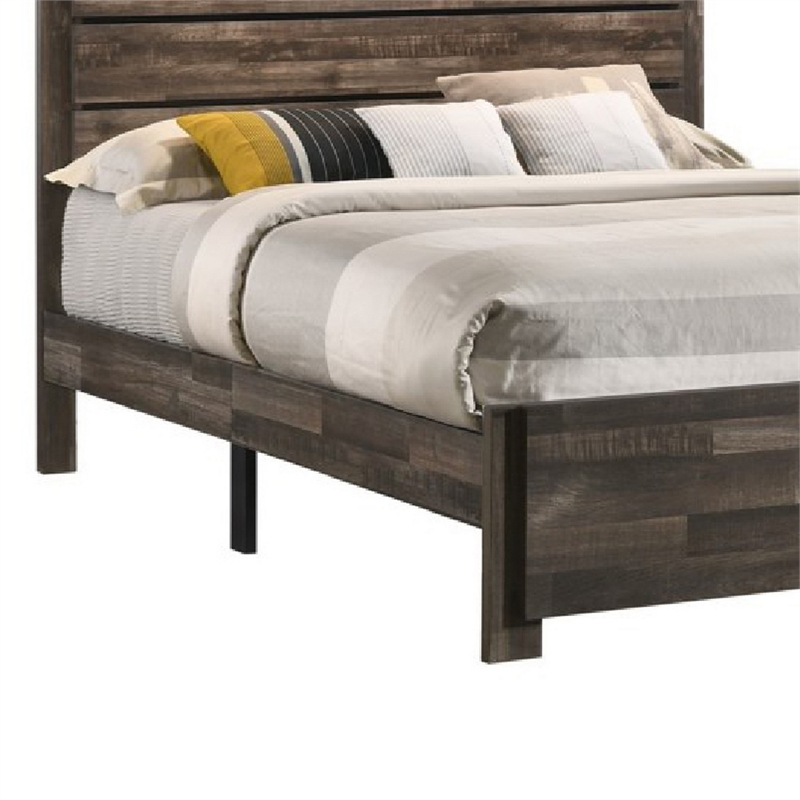 Bowery Hill Queen Bed with Rustic Grain Details and 2 Lanterns in Brown