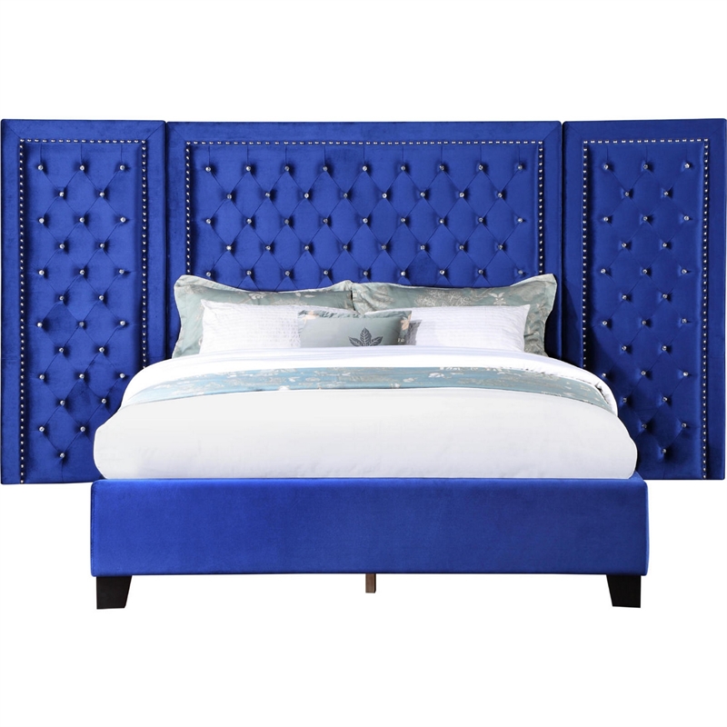 Bowery Hill Queen Platform Bed with Crystal Tufted Headboard in Blue