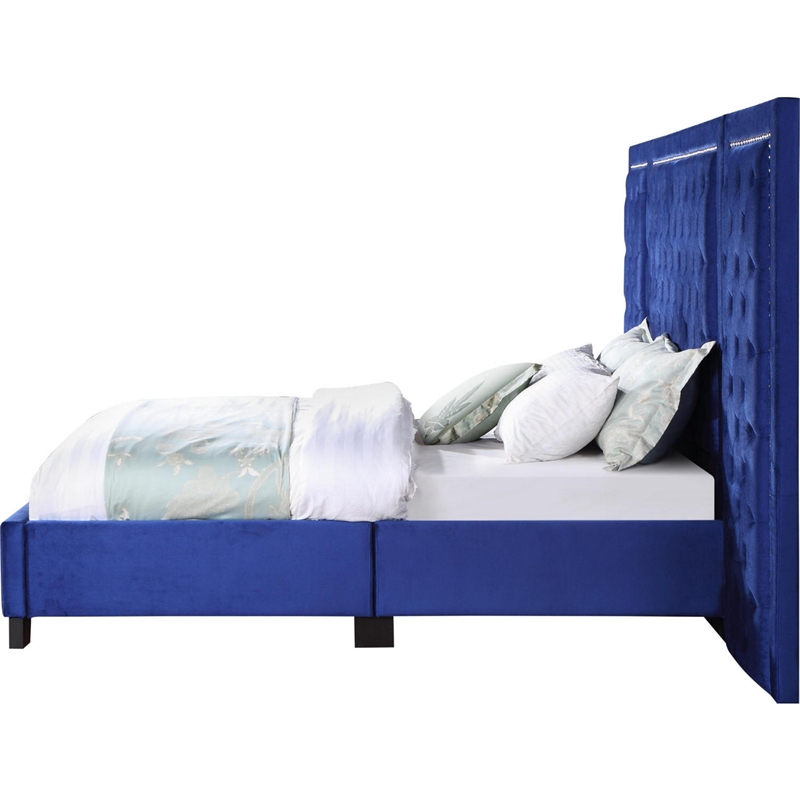 Bowery Hill King Platform Bed with Crystal Tufted Headboard in Blue