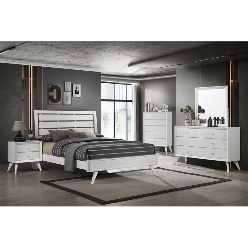 Bowery Hill Rectangular Nightstand with 2 Drawers in White Finish