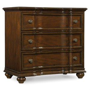 Bowery Hill 3-Drawer Bachelor's Chest in Mahogany Finish