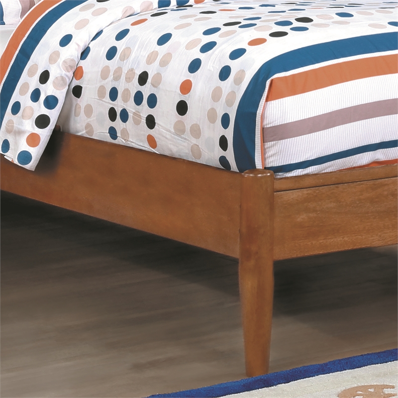 Bowery Hill 3-Piece Oak Wood Bedroom Set - Cal King + Chest + Nightstand