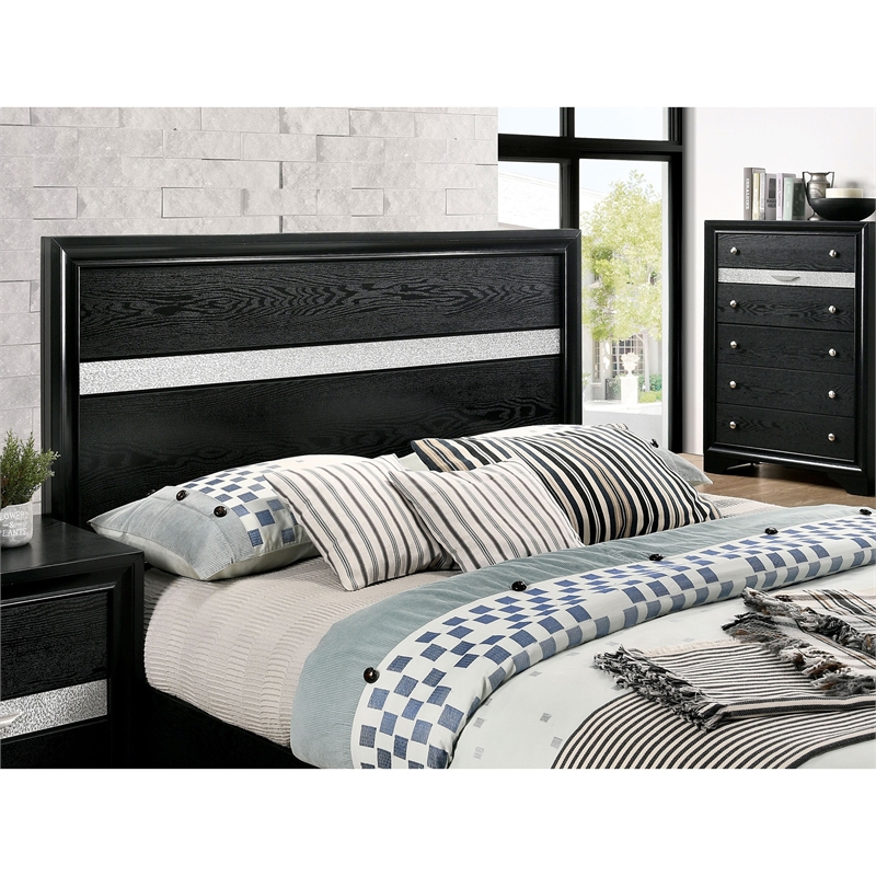 Bowery Hill Contemporary Black Wood King Bedroom Set with Nightstands